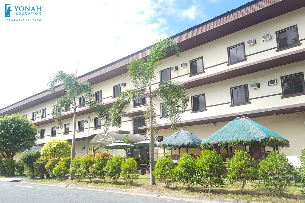 khuon-vien-truong-help