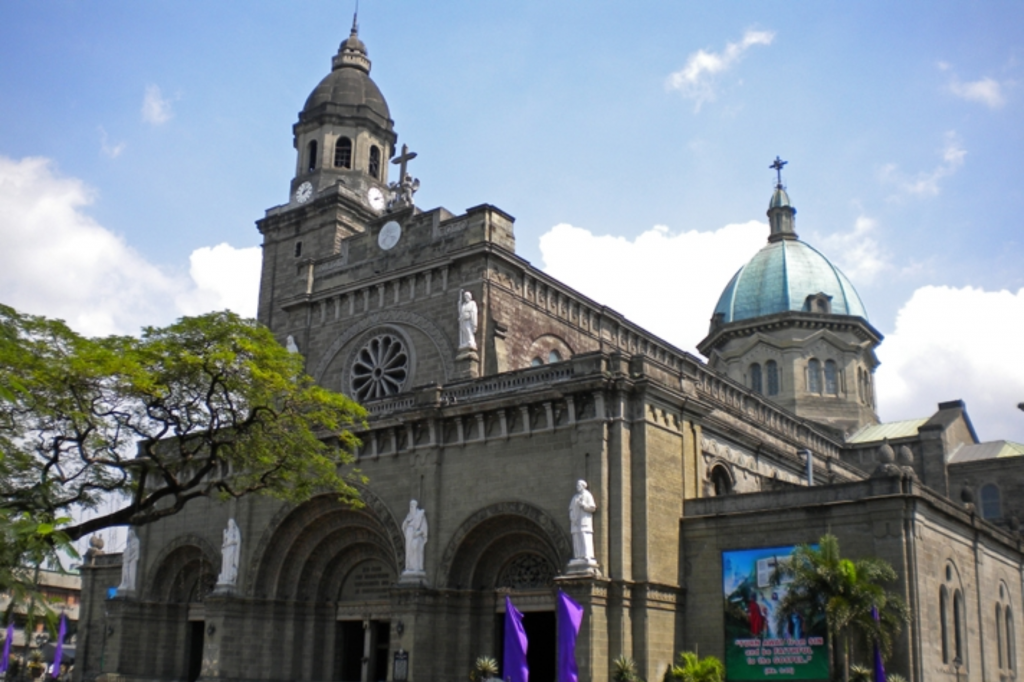 Khu thành trung cổ tại Philippines được người Tây Ban Nha xây dựng