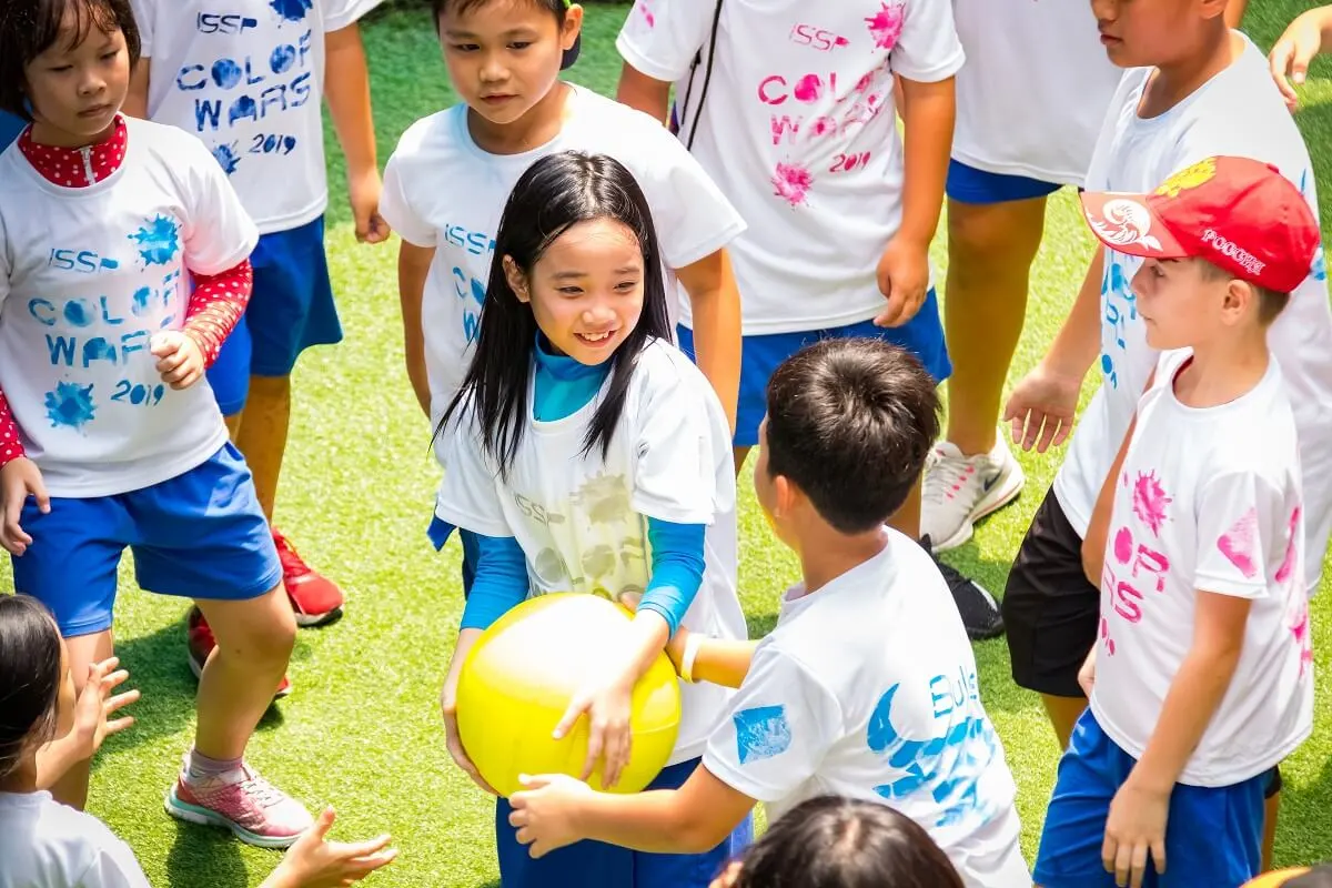 Vì sao nên cho trẻ tham gia trại hè tiếng Anh mỗi năm?